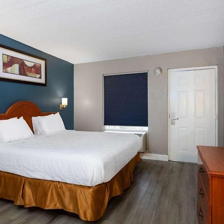 Baymont By Wyndham Marianna Hotel Exterior foto