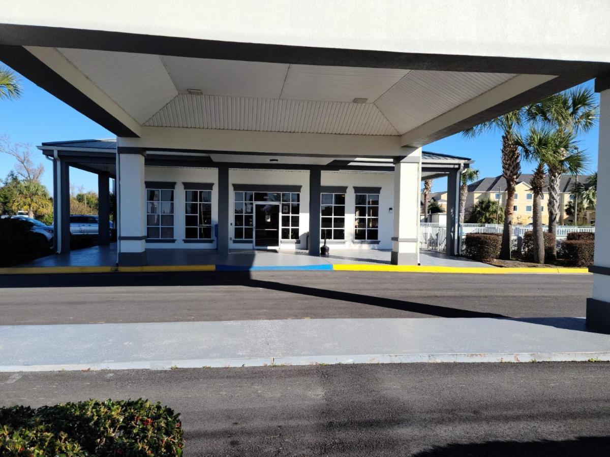 Baymont By Wyndham Marianna Hotel Exterior foto
